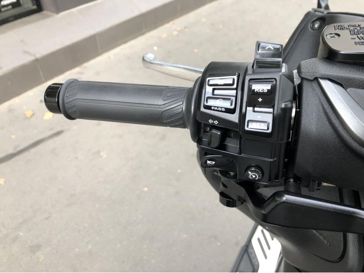 YAMAHA XP T-MAX 560 TECH MAX