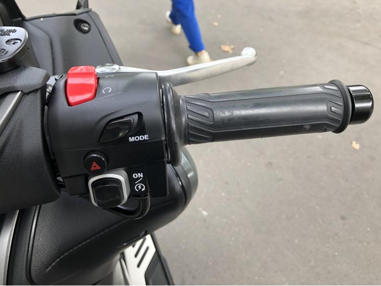 YAMAHA XP T-MAX 560 TECH MAX