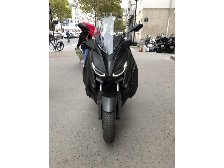 YAMAHA XMAX 125 ABS