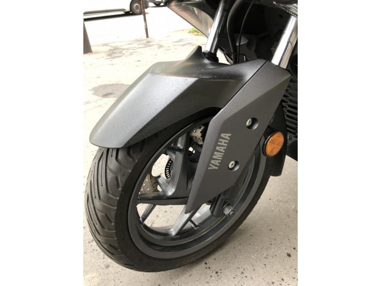 YAMAHA XMAX 125 ABS