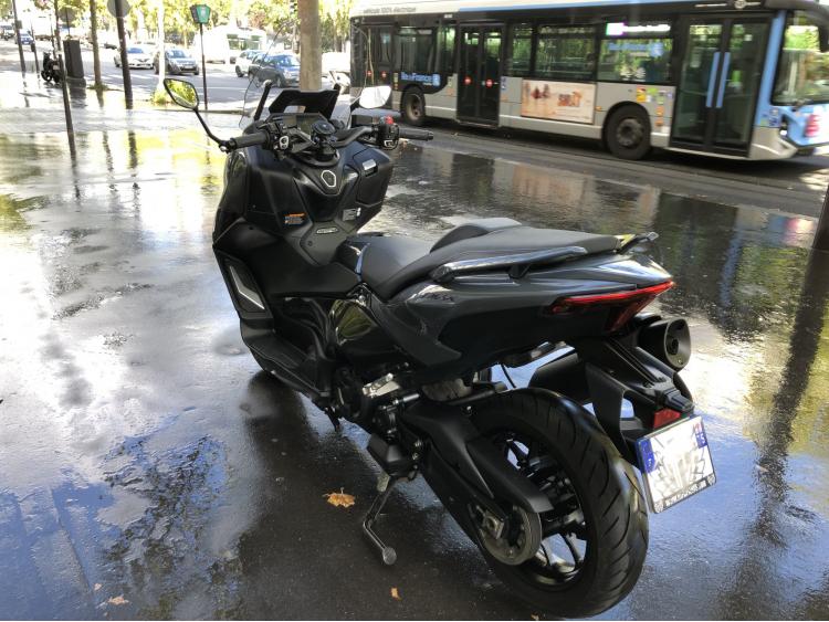 YAMAHA XP T-MAX 560 TECH MAX