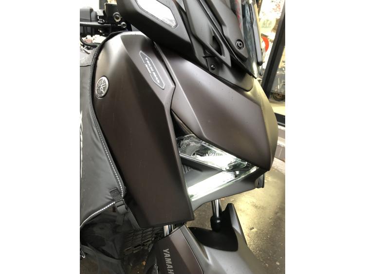 YAMAHA XMAX 300 Tech Max GARANTIE 07/2030