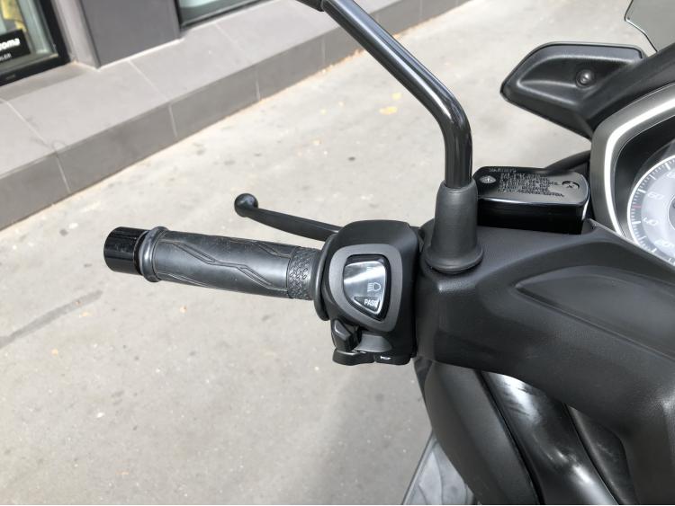 YAMAHA XMAX 125 ABS