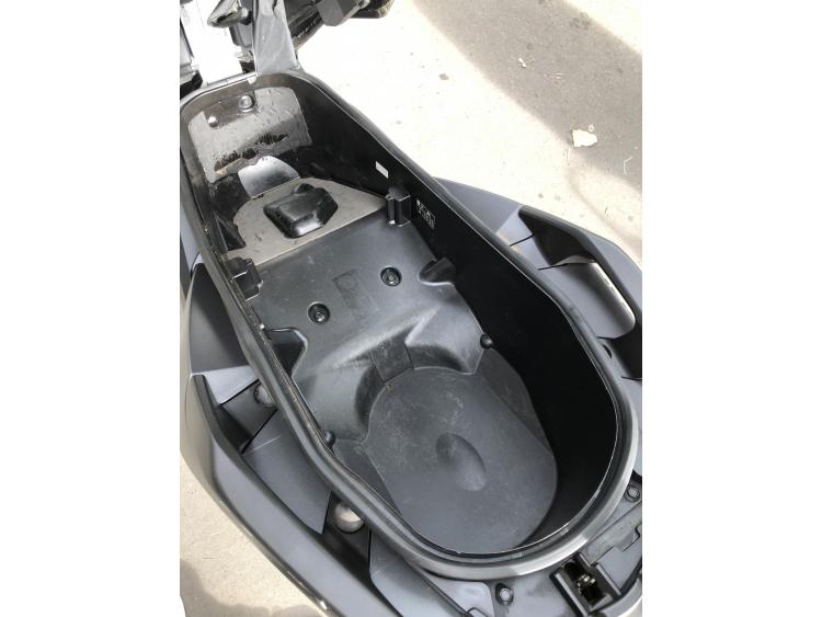 YAMAHA XMAX 125 ABS