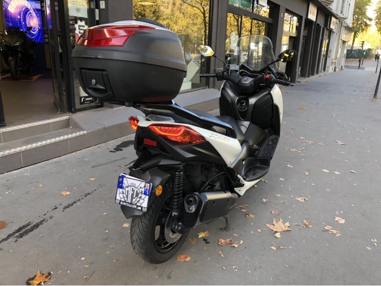 YAMAHA XMAX 300 ABS
