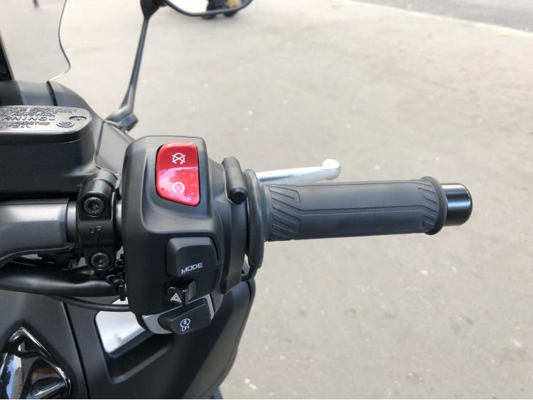YAMAHA XP T-MAX 560 TECH MAX GARANTIE 07/2030